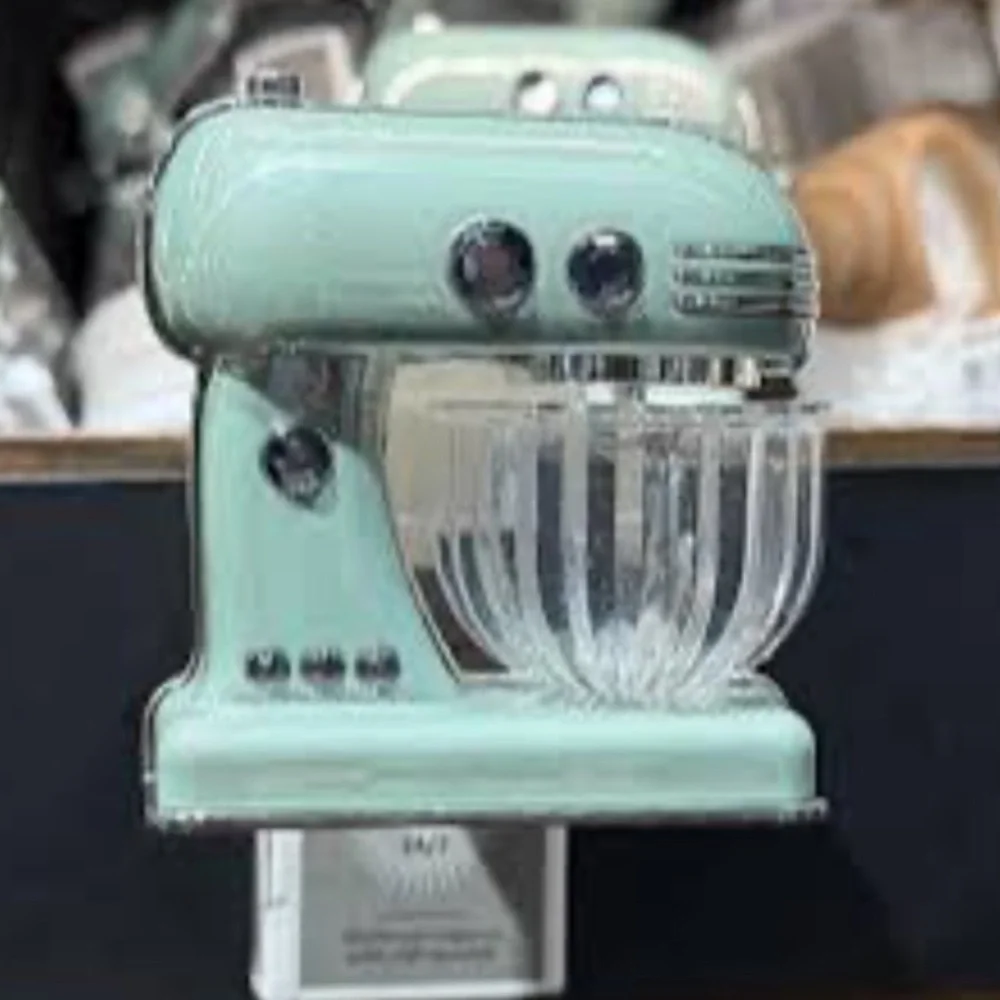 Bath & Body Works Kitchen Mixer Wallflower Nightlight plug NWT - Picture 2 of 4